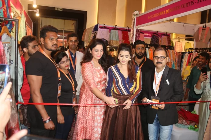 Fashionista Exhibition