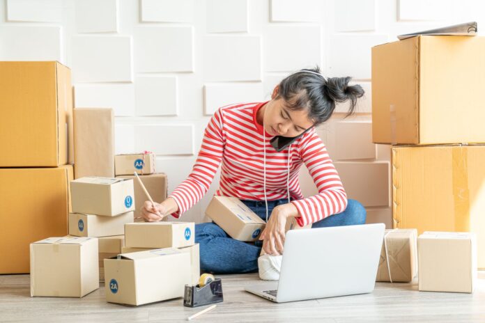 Stay at Home Business Ideas: Top 20 Business Options for Parents